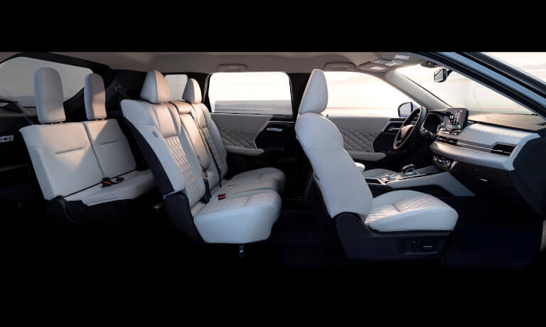 2024 Mitsubishi Outlander interior seating
